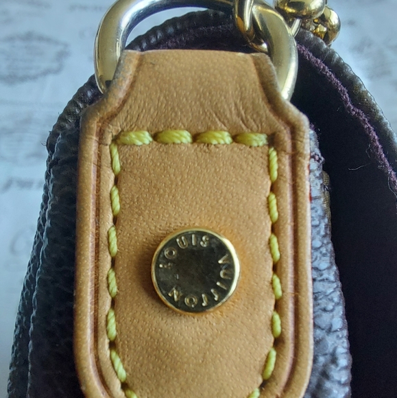 ❣️SOLD❣️Louis Vuitton Favorite PM - Picture 7 of 15